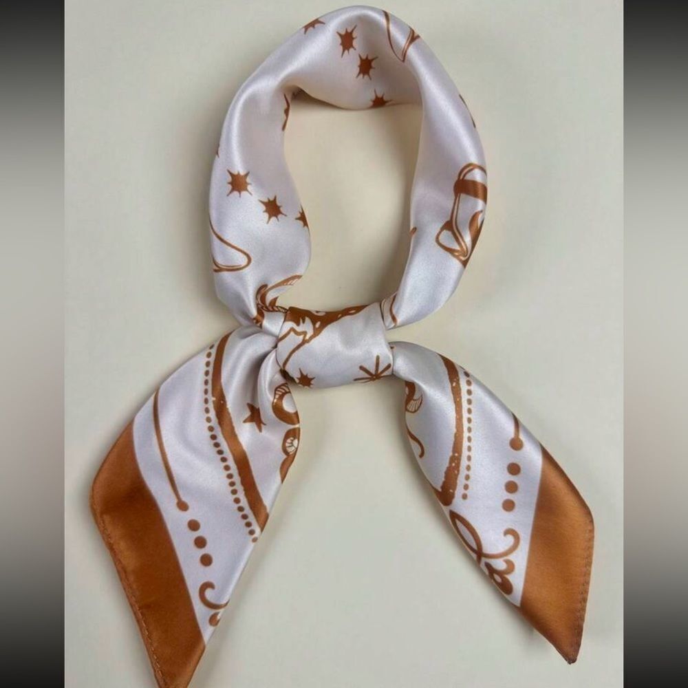Brown and White Western Bandana P32 - Picture 2 of 5